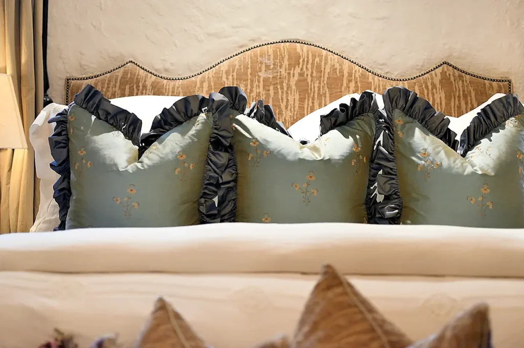 Professional bedroom cleaning service in Santa Fe, NM — Ana Valenzuela Cleaning Services