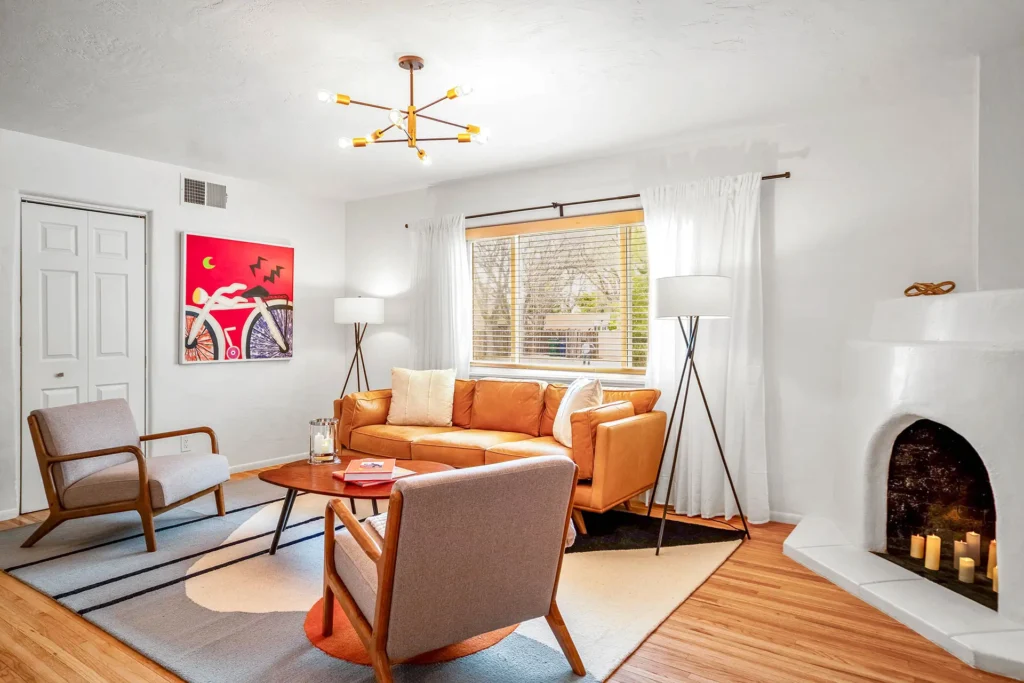 Professional living room cleaning service in Santa Fe, NM — Ana Valenzuela Cleaning Services